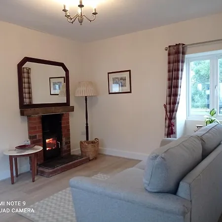 Old Hall Cottage, Sleeps 4 Dogs Welcome 別荘 *