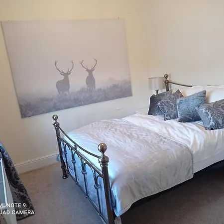 Old Hall Cottage, Sleeps 4 Dogs Welcome